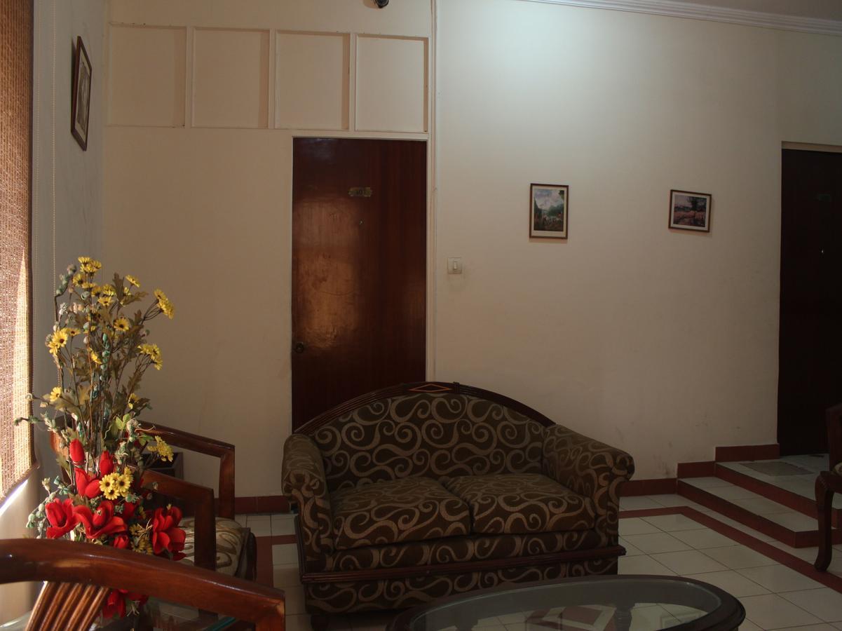 โอโย 5232 กวาลิตี โฮเต็ล Motel เดห์ราดุน ภายนอก รูปภาพ