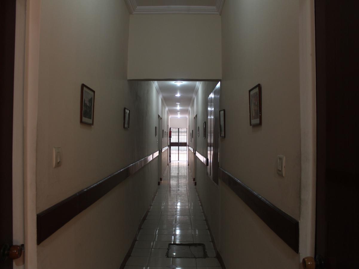 โอโย 5232 กวาลิตี โฮเต็ล Motel เดห์ราดุน ภายนอก รูปภาพ