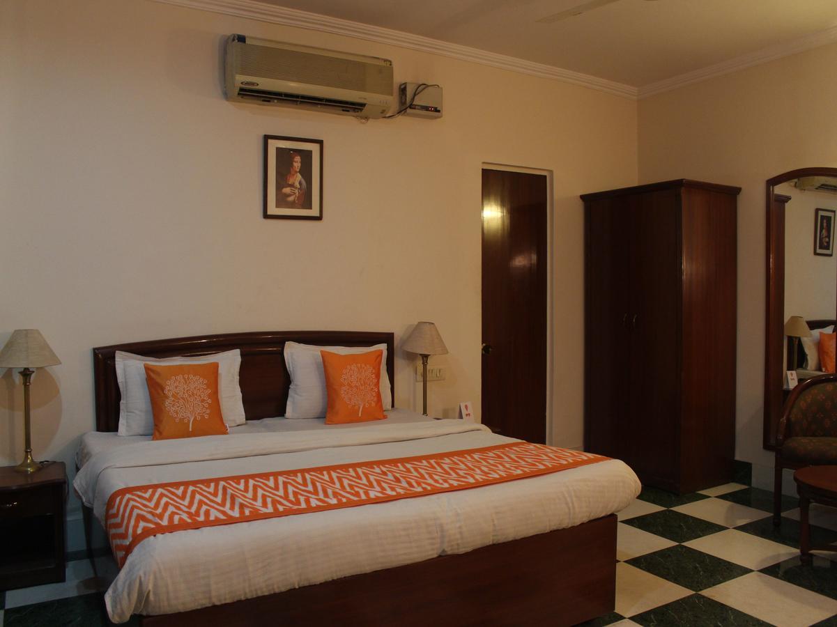 โอโย 5232 กวาลิตี โฮเต็ล Motel เดห์ราดุน ภายนอก รูปภาพ