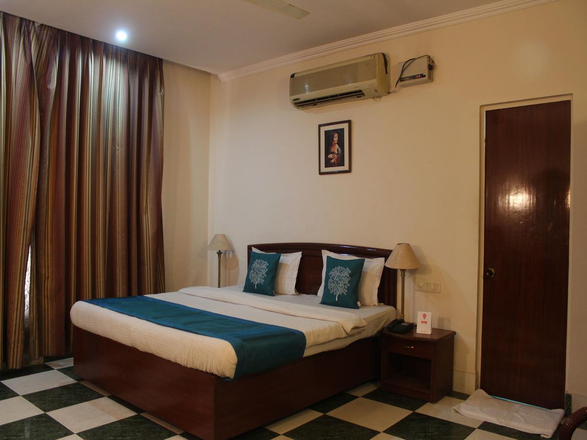 โอโย 5232 กวาลิตี โฮเต็ล Motel เดห์ราดุน ภายนอก รูปภาพ